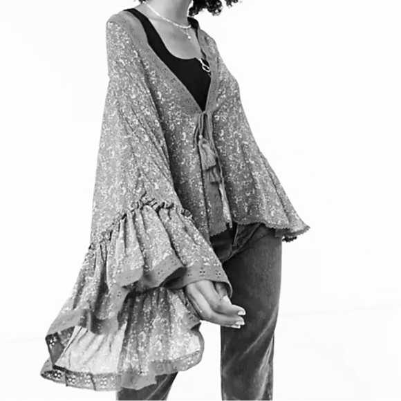 FREE PEOPLE Floral Print Lola Bell Sleeve Tassel Tie Kimono Small - Picture 2 of 16